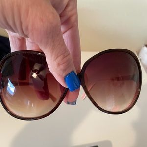 Oliver people’s oversized sunglasses